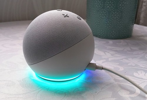 Amazon echo dot b7w64e 4th - echo,