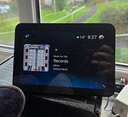 Amazon echo show smart - echo,
